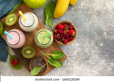 10 Healthy Smoothie Recipes That Actually Keep You Full Until Lunch