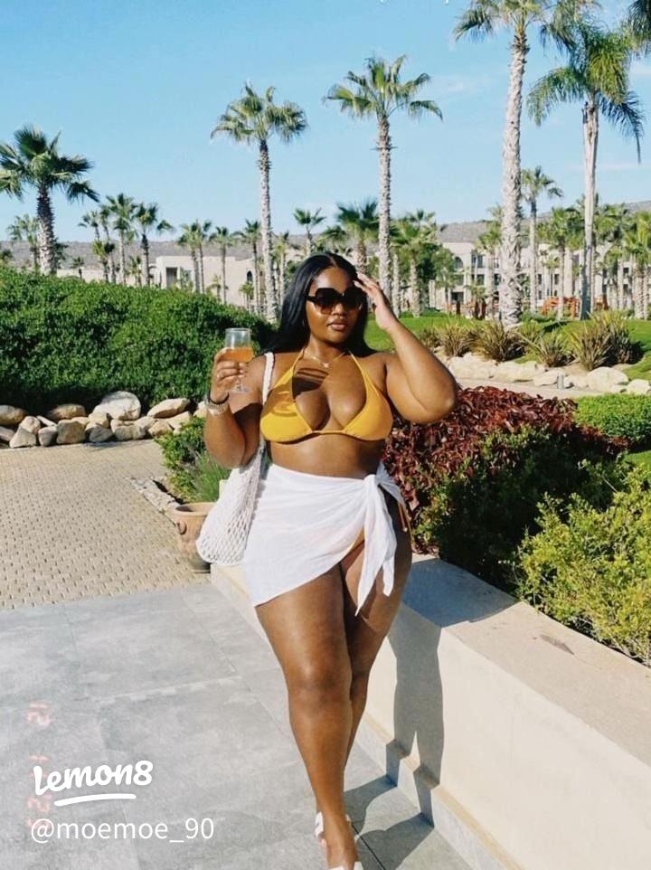 13. Thrifty Curvy Travel