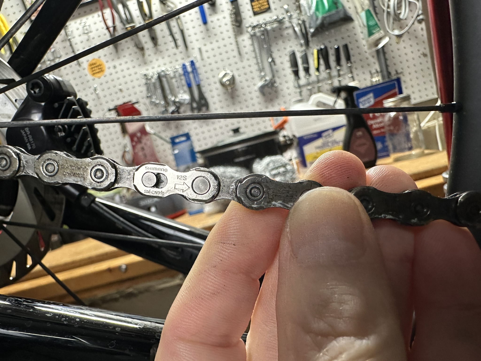A budget tier waxing chain studio interior in the $35-$50 first-visit range
