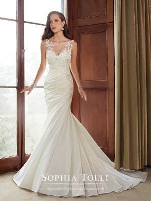 Illusion Neckline