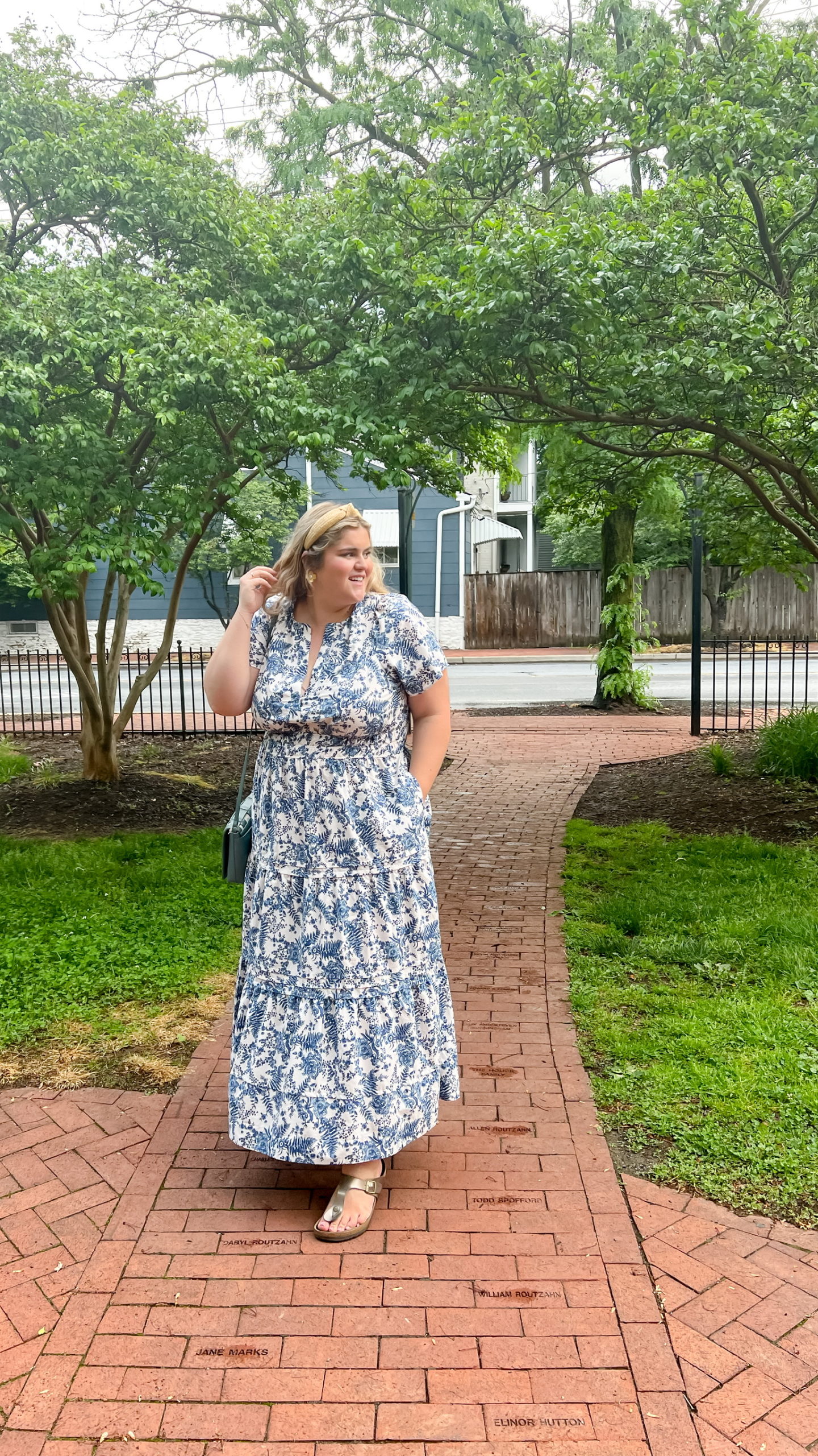 Outfit 4 - The Maxi Dress for Warm-Weather Flights