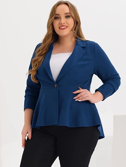 Plus-size candidate in ponte blazer and dark denim for tech interview
