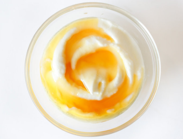 Recipe 5 - The Yogurt and Honey Smoothing Treatment