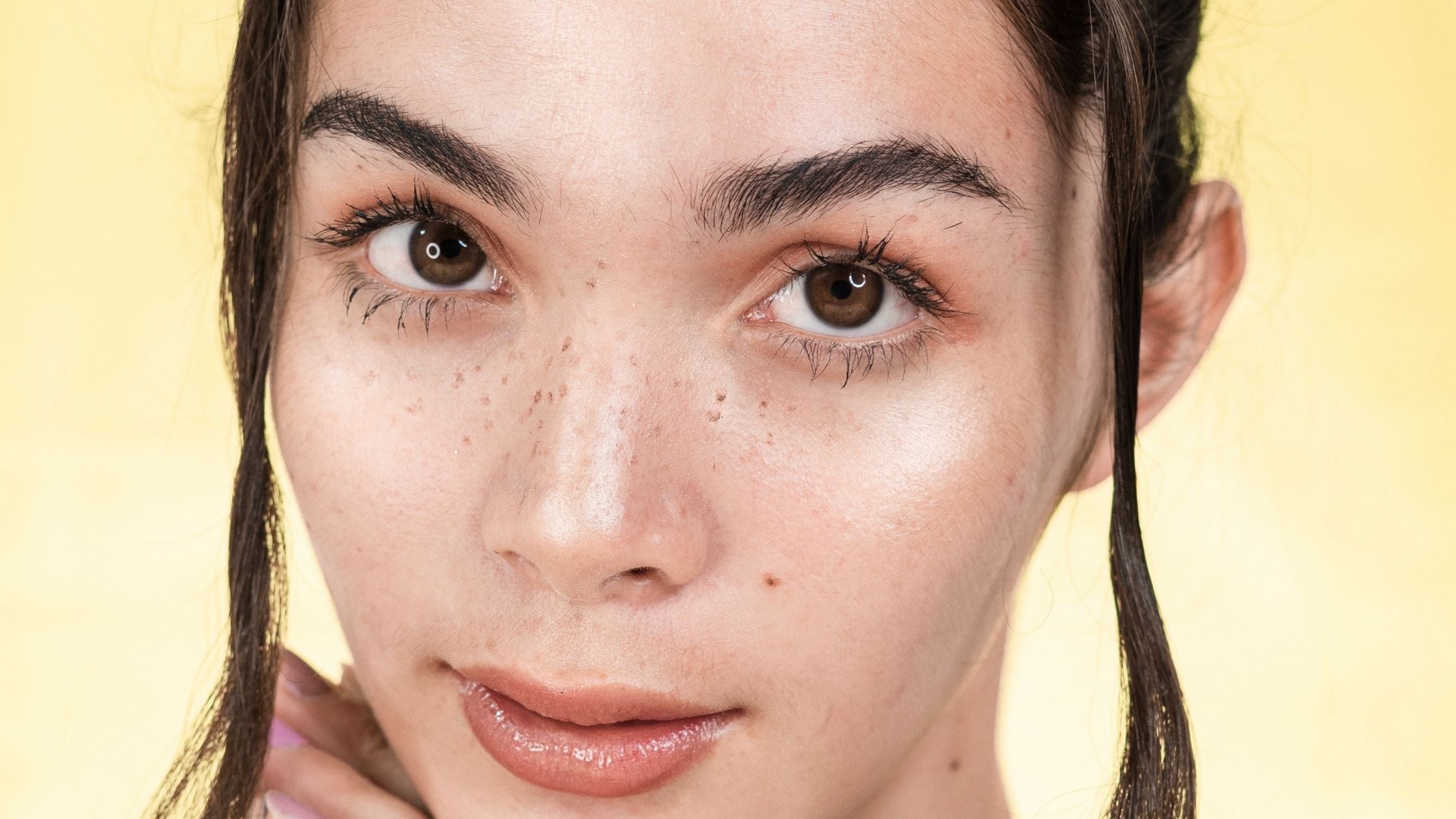 Will alpha arbutin lighten my overall skin tone?