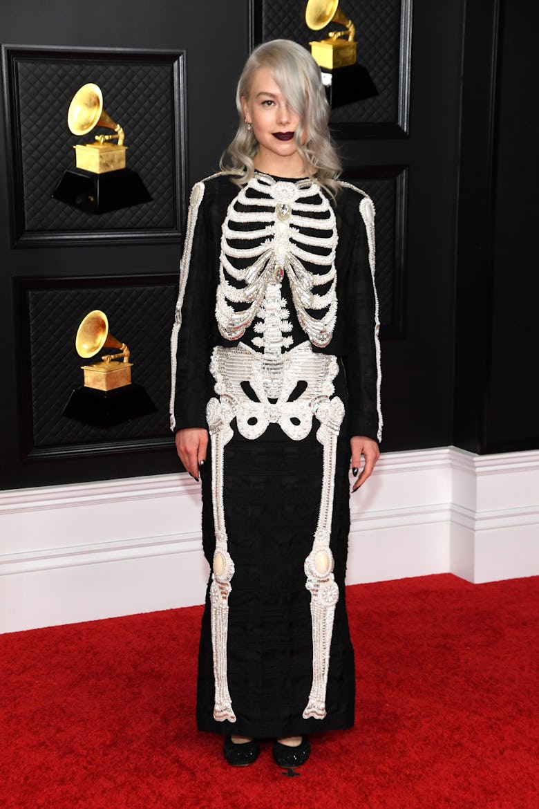 The Skeleton Motif and the Gothic Edge