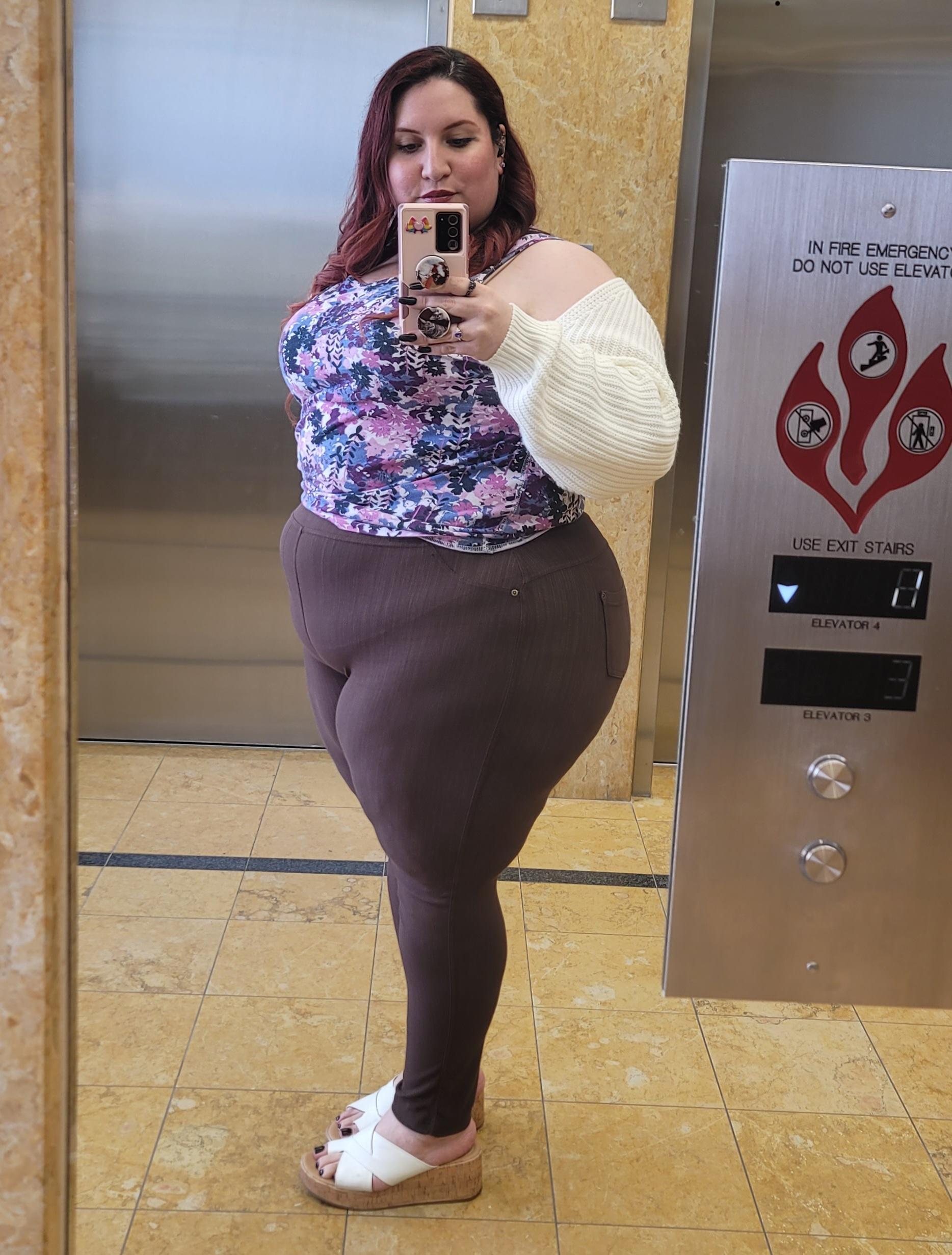 What Happened When I Stopped Wearing Black for 30 Days at Size 18