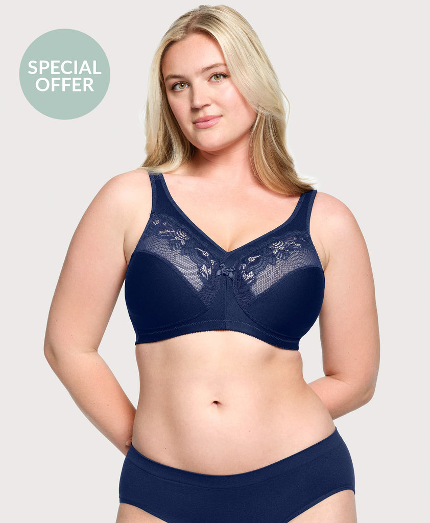 Glamorise MagicLift bra in a 56 band